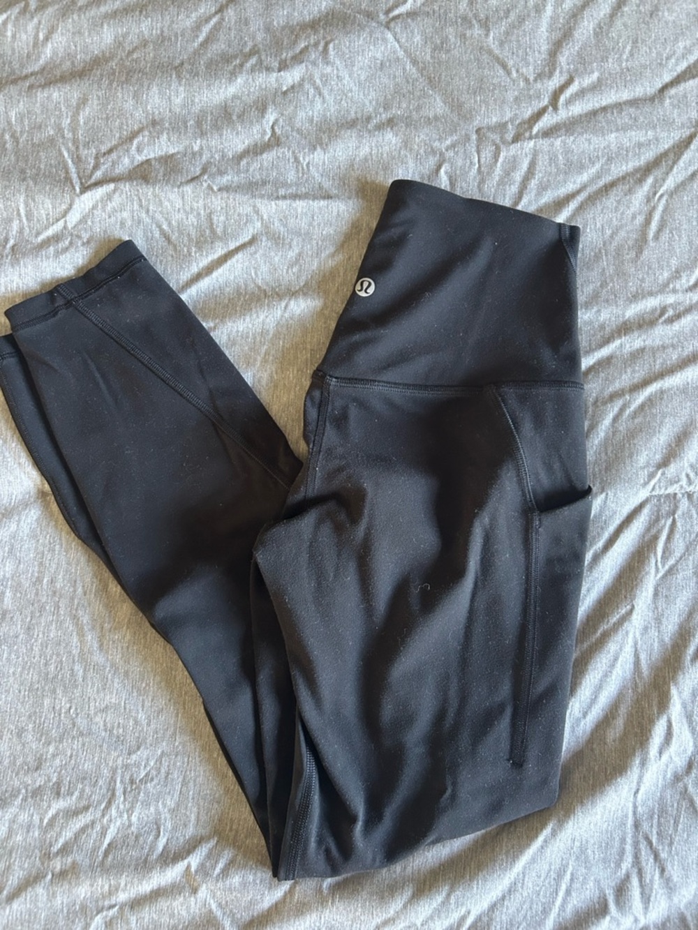 Lululemon Black 7/8 High-Rise Leggings with Pockets